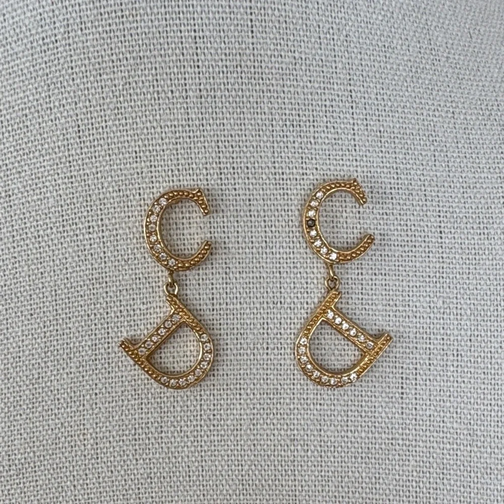 Christian Dior CD Logo Rhinestone Earrings Gold Tone - Picture 2 of 10